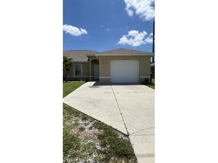 313-315 NE 24th Avenue Cape Coral FL 33909 223047646 image1