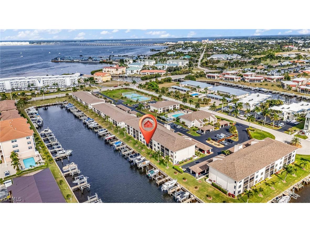313 Coldeway Drive #F10 Punta Gorda FL 33950 2026007770 image1