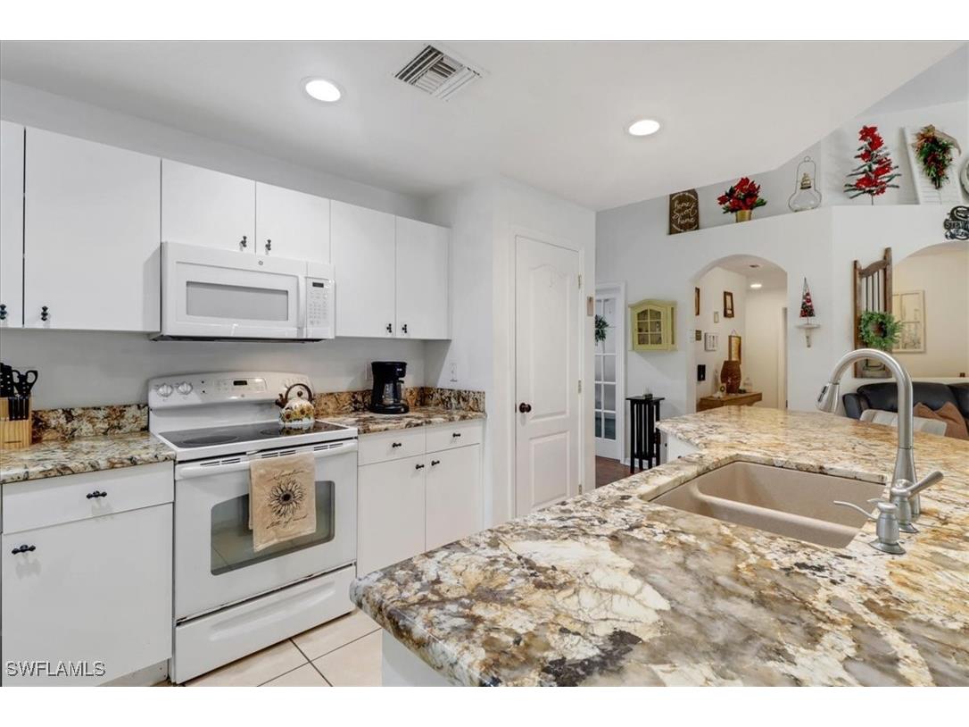 313 El Dorado Boulevard S Cape Coral FL 33991 225001236 image6