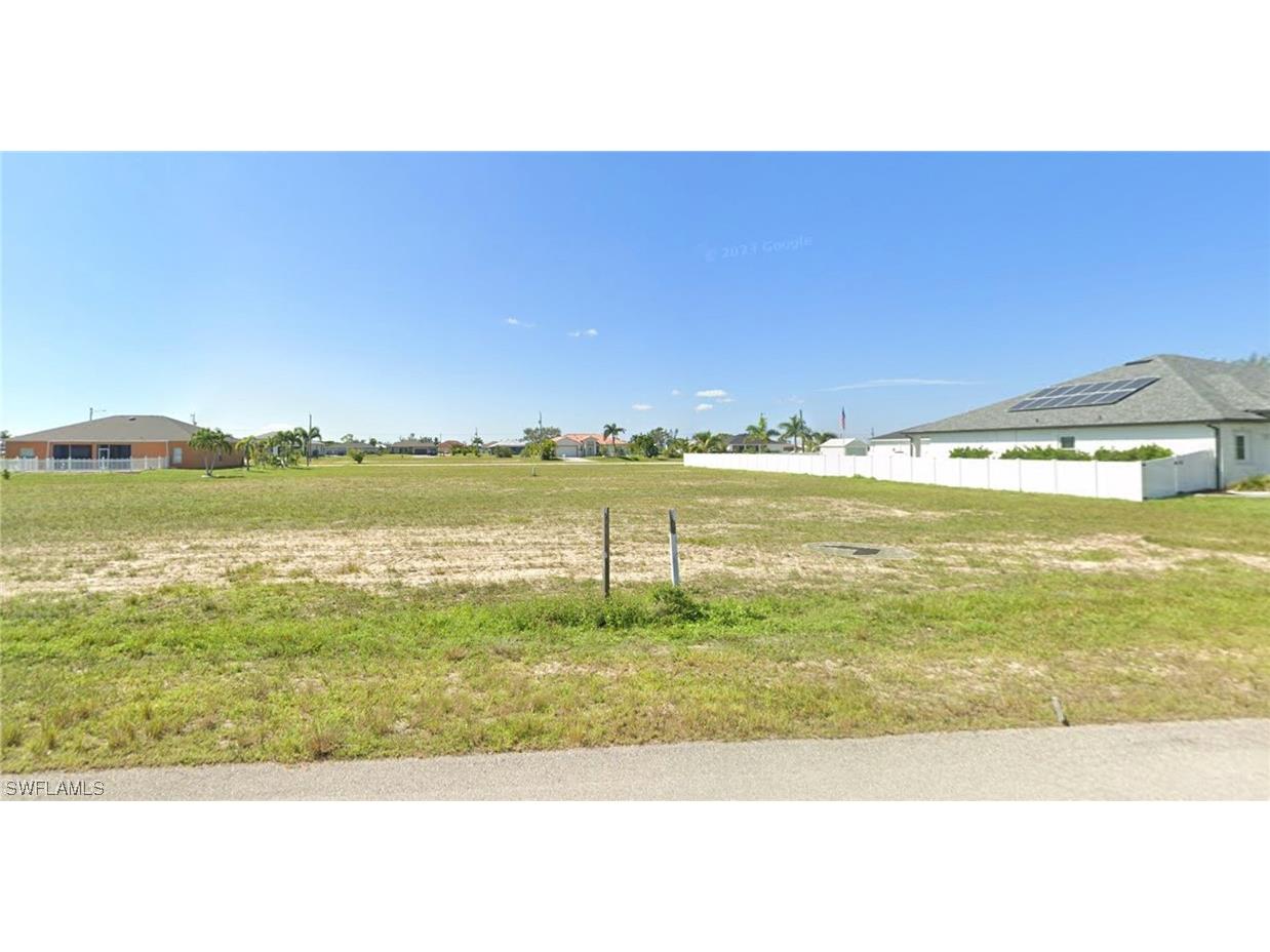 313 NE 31st Terrace Cape Coral FL 33909 224002169 image1