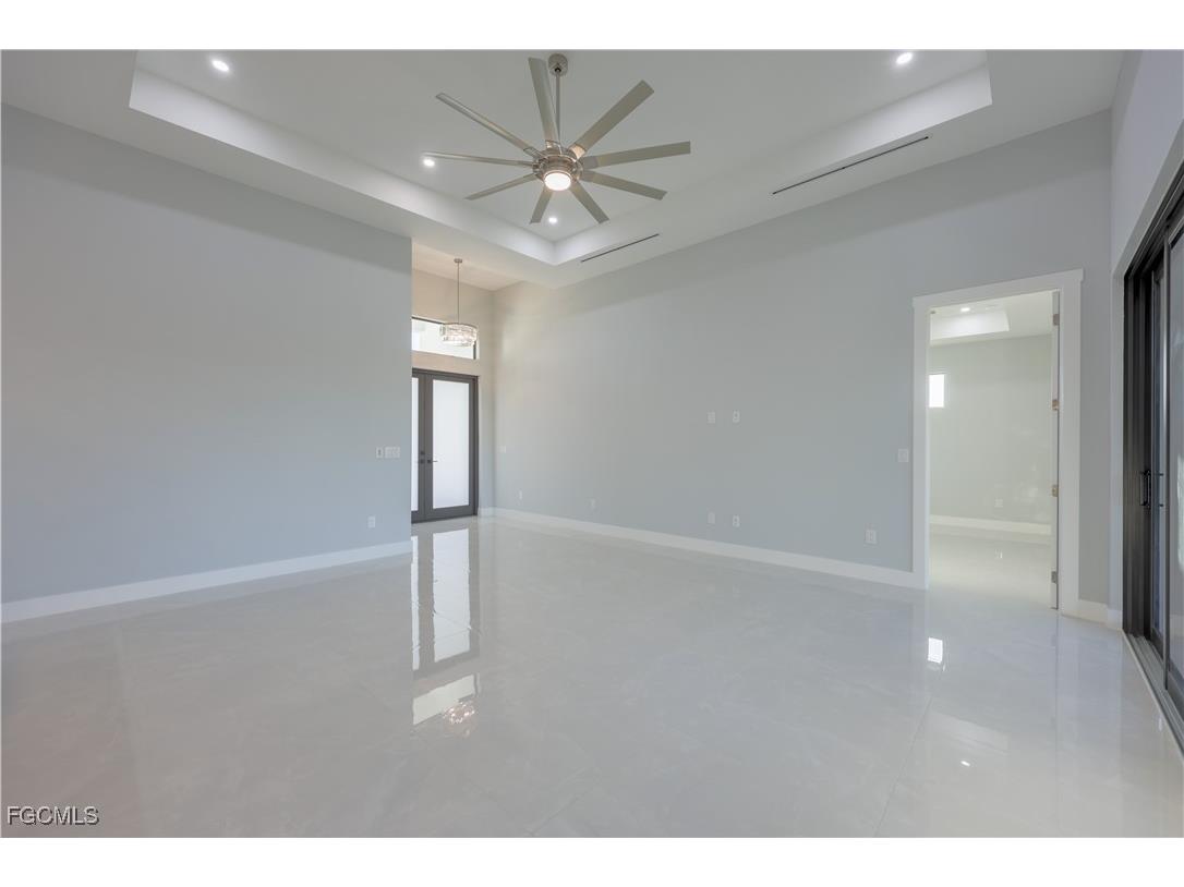 313 NE 5th Terrace Cape Coral FL 33909 2025014959 image13