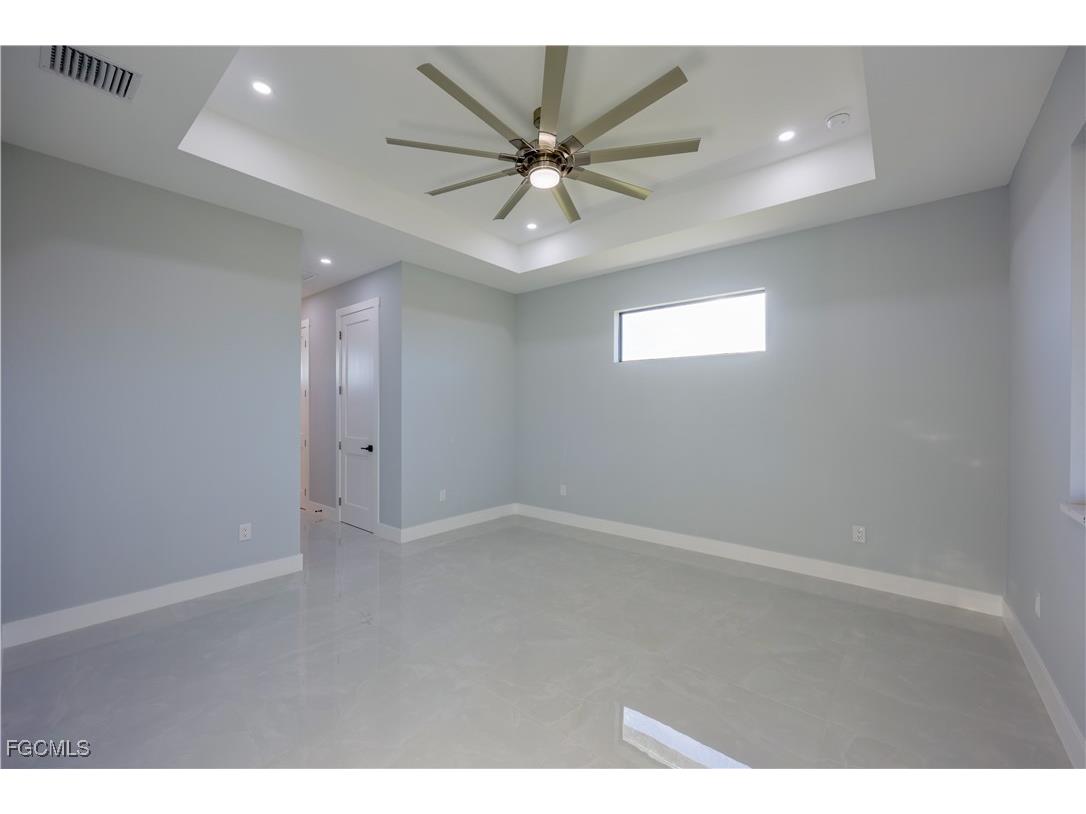 313 NE 5th Terrace Cape Coral FL 33909 2025014959 image23