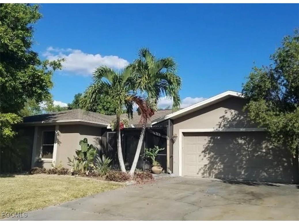 313 SE 16th Place Cape Coral FL 33990 2025011317 image1