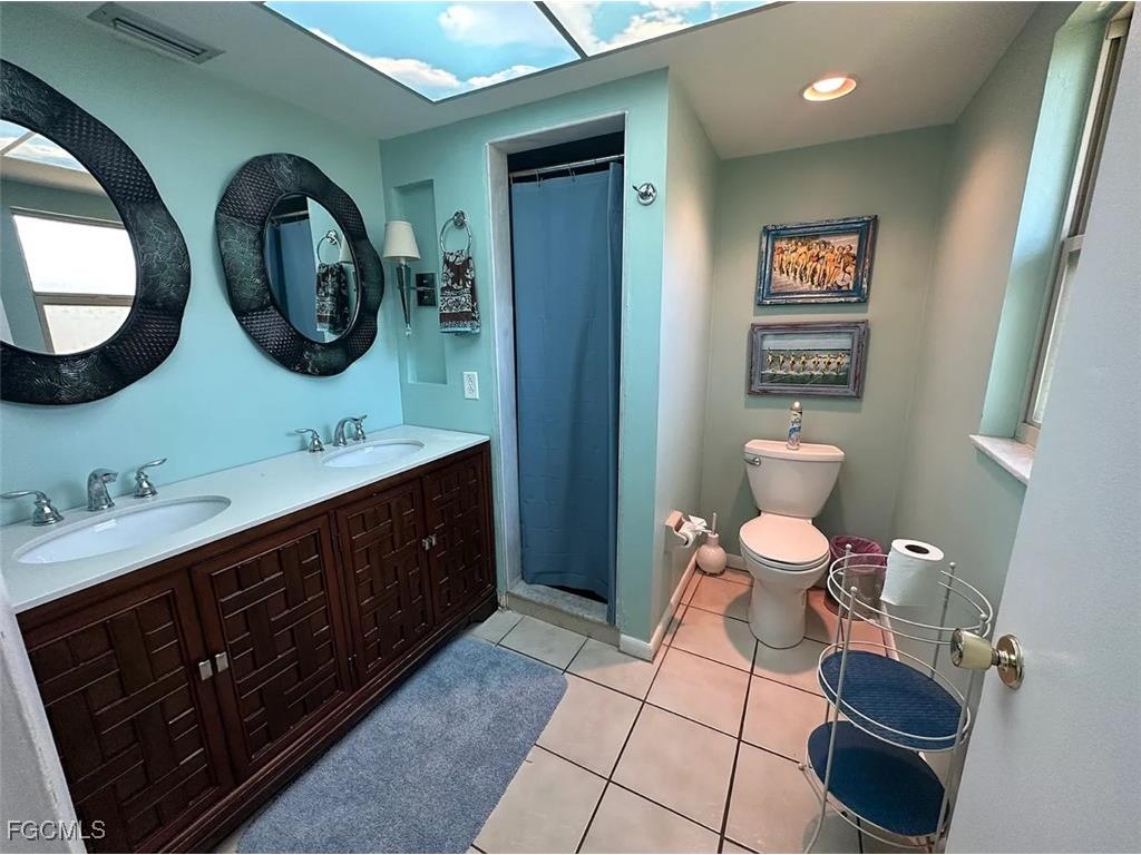 313 SE 16th Place Cape Coral FL 33990 2025011317 image8