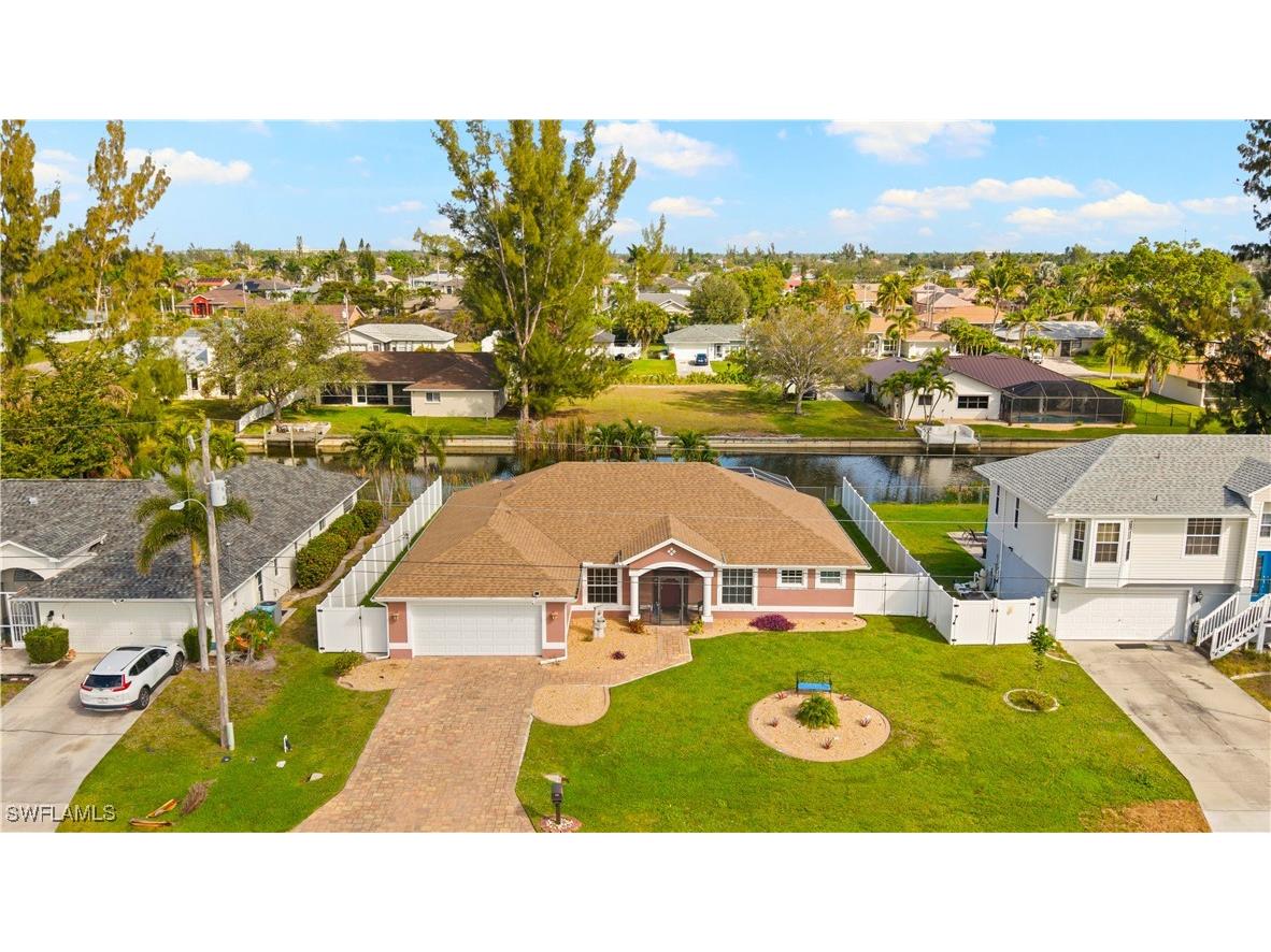 313 SE 21st Lane Cape Coral FL 33990 225019582 image2