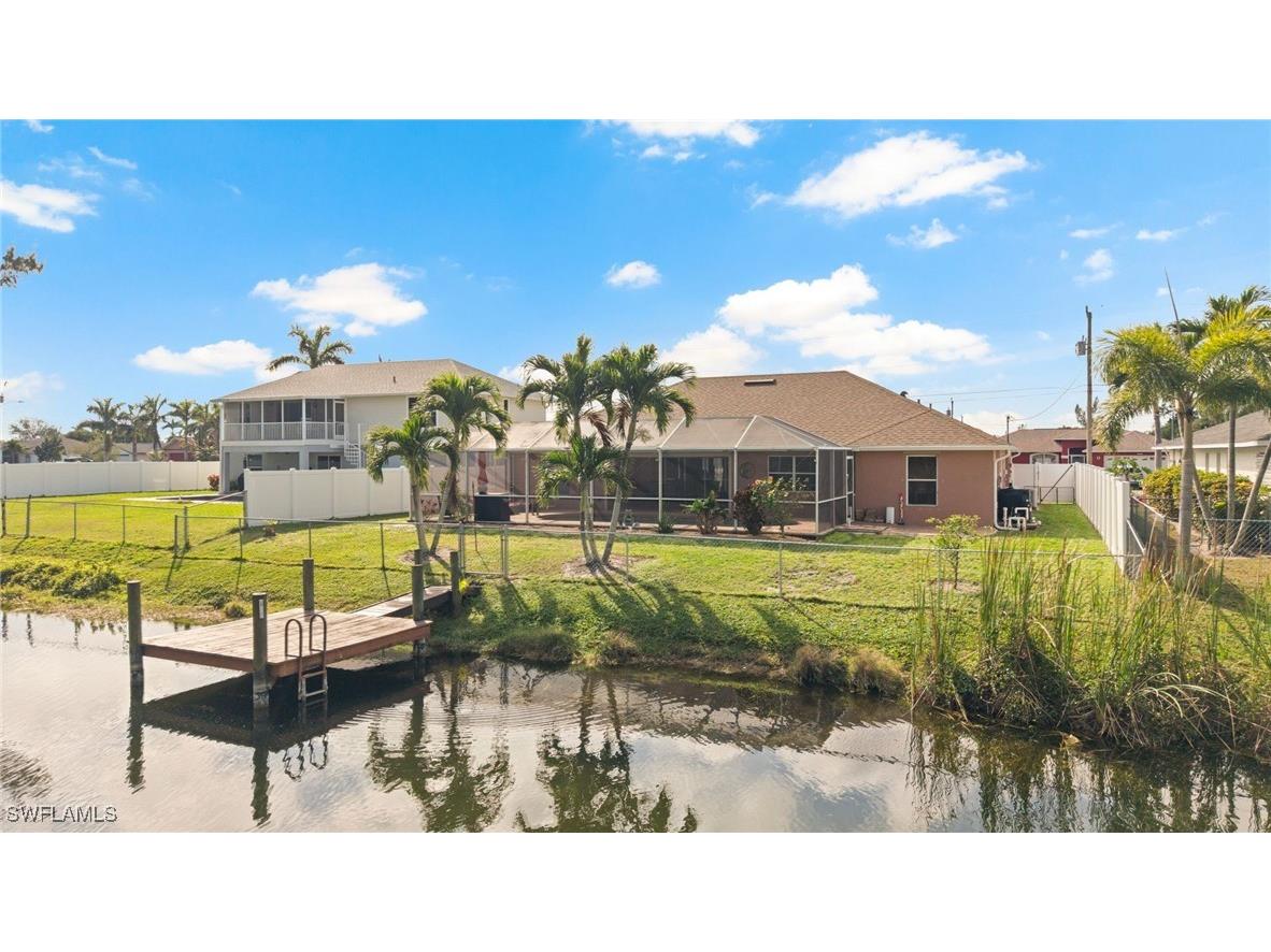 313 SE 21st Lane Cape Coral FL 33990 225019582 image3