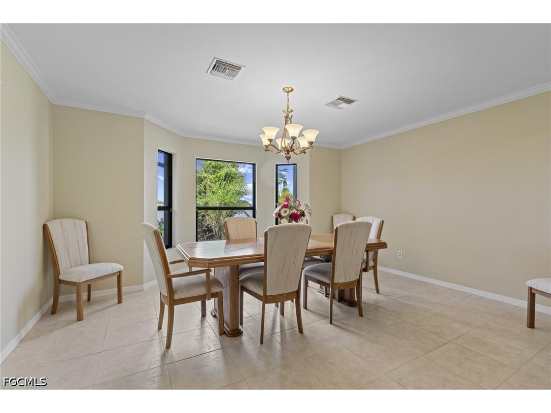 313 SE 6th Street Cape Coral FL 33990 2026014346 image10