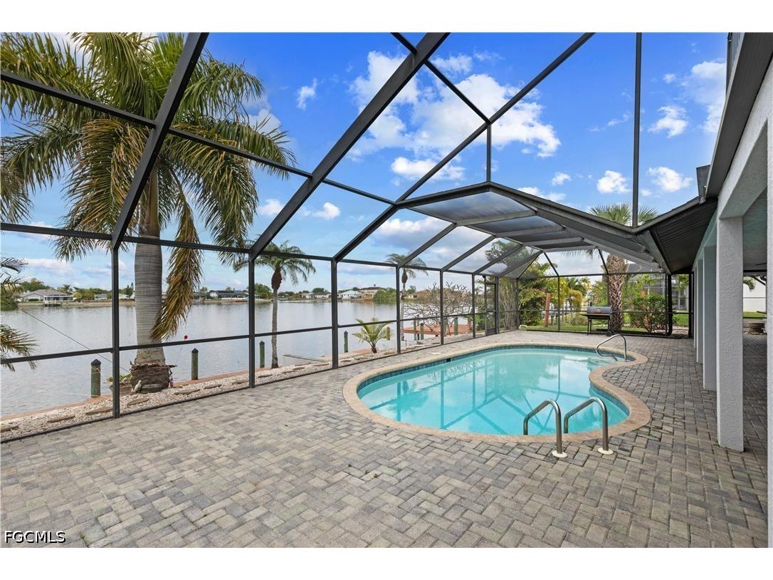 313 SE 6th Street Cape Coral FL 33990 2026014346 image3