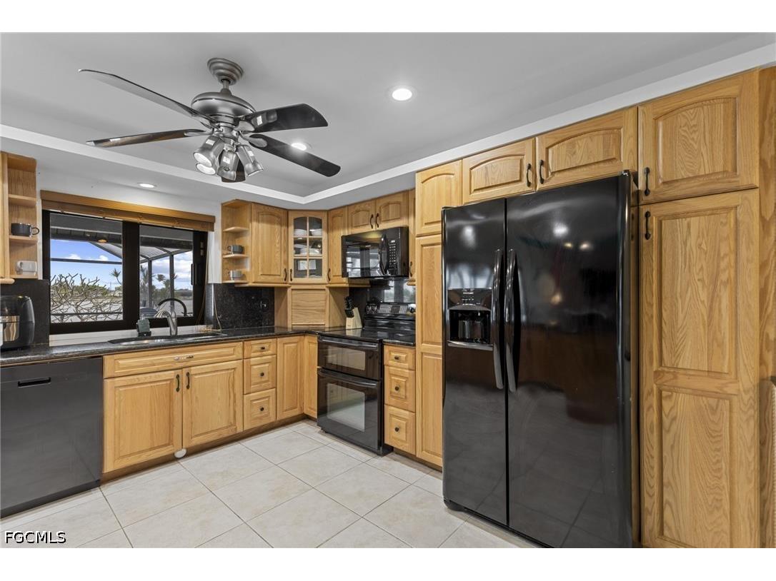 313 SE 6th Street Cape Coral FL 33990 2026014346 image9