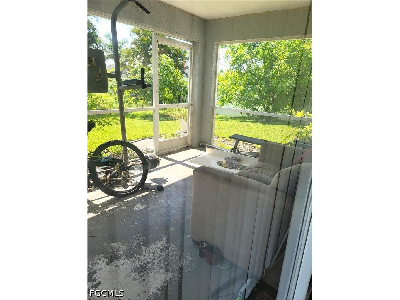 313 SW 14th Place Cape Coral FL 33991 2026028497 image19