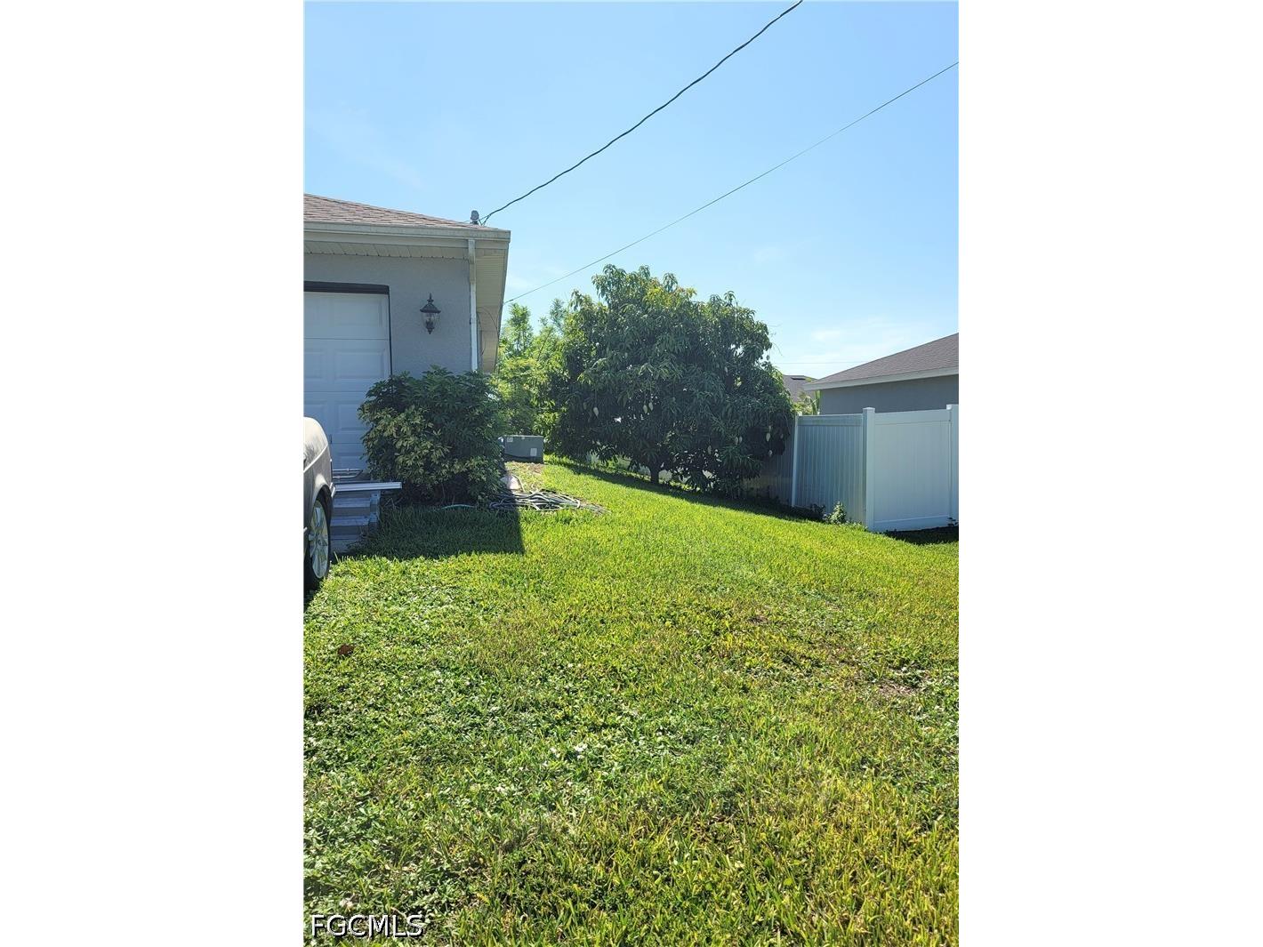 313 SW 14th Place Cape Coral FL 33991 2026028497 image3