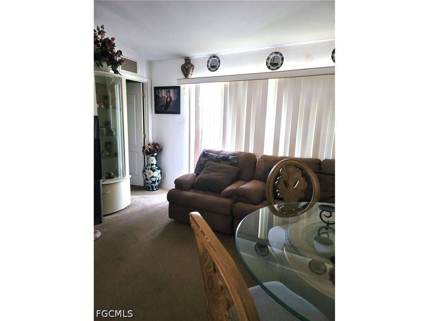 313 SW 14th Place Cape Coral FL 33991 2026028497 image9
