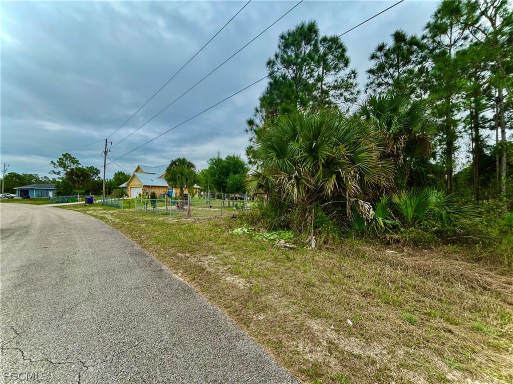 313 Selkirk Avenue Lehigh Acres FL 33974 2026013430 image2