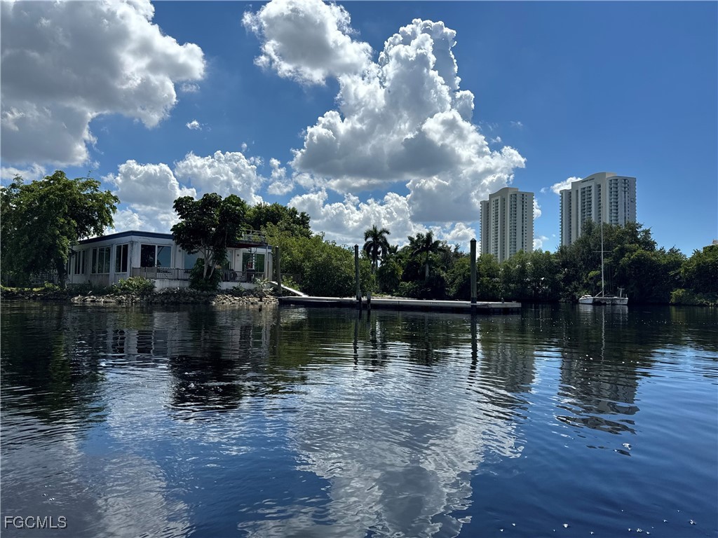 3131 E Riverside Drive Fort Myers FL 33916 2025023319 image1
