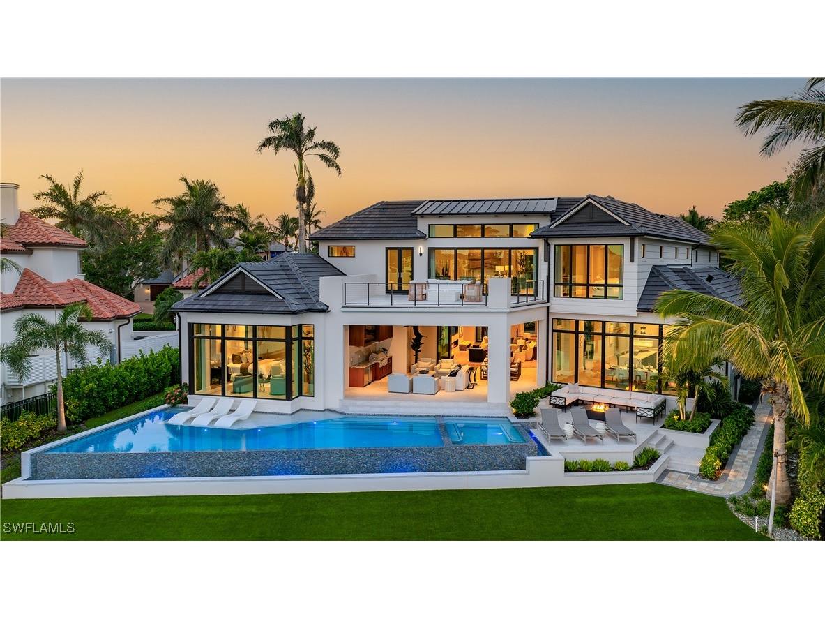 3131 Gin Lane Naples FL 34102 224076260 image1