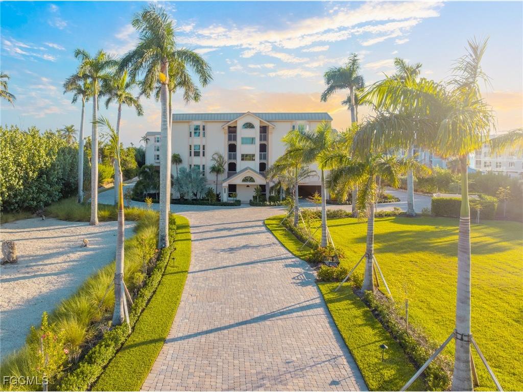 3131 W Gulf Drive #303 Sanibel FL 33957 2025020840 image2