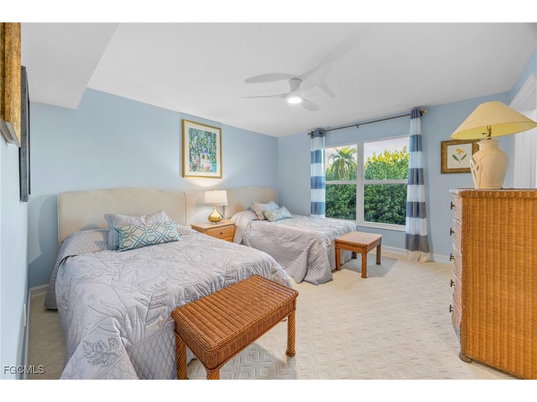 3131 W Gulf Drive #303 Sanibel FL 33957 2025020840 image30
