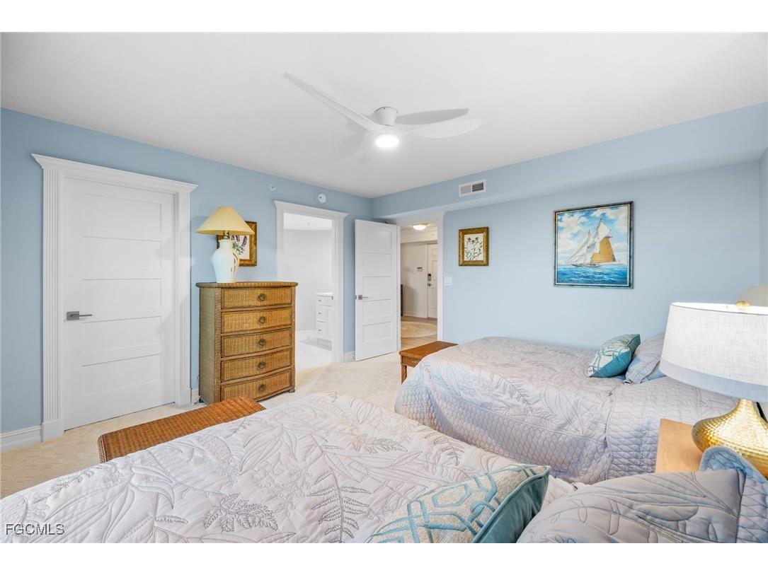 3131 W Gulf Drive #303 Sanibel FL 33957 2025020840 image31