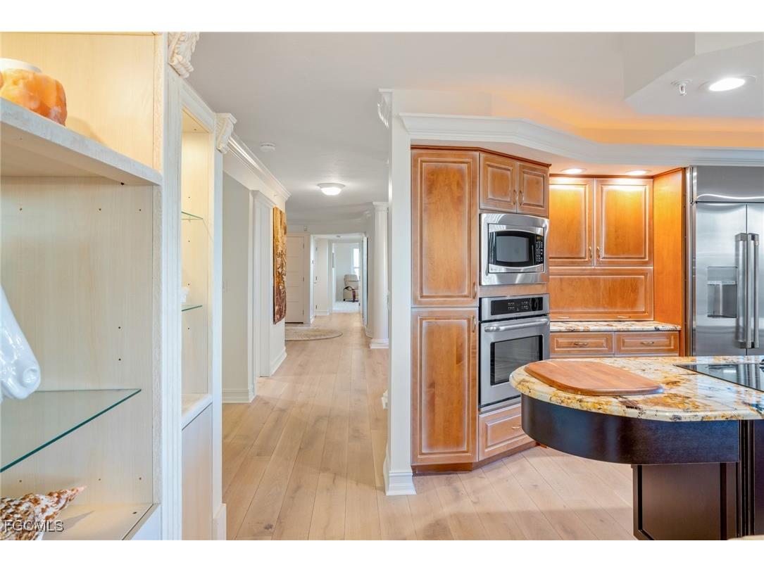 3131 W Gulf Drive #303 Sanibel FL 33957 2025020840 image4