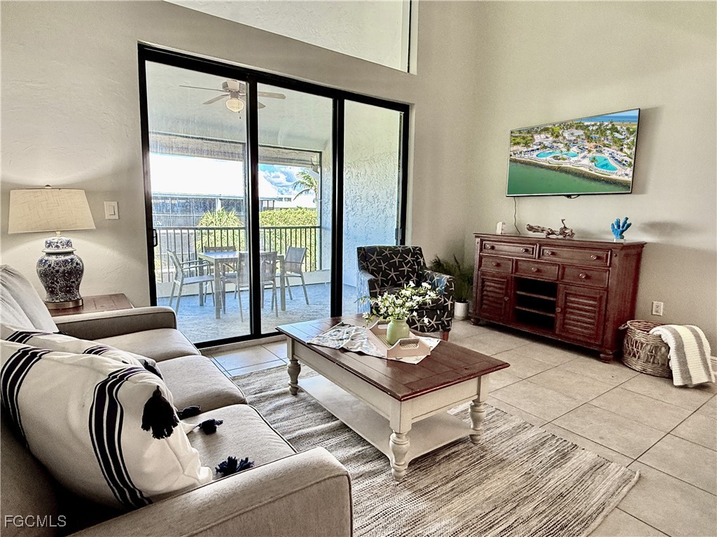 3132 Tennis Villas Captiva FL 33924 2025020197 image8