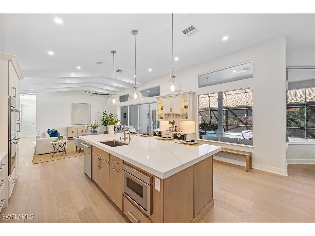 3133 Terramar Drive Naples FL 34119 225076862 image11