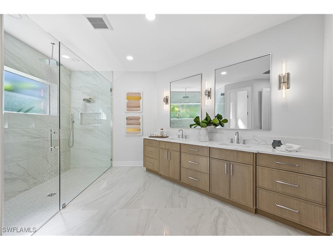 3133 Terramar Drive Naples FL 34119 225076862 image30