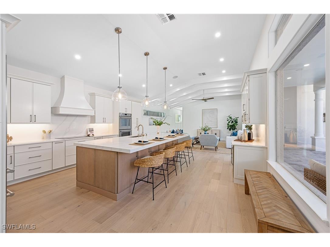 3133 Terramar Drive Naples FL 34119 225076862 image8