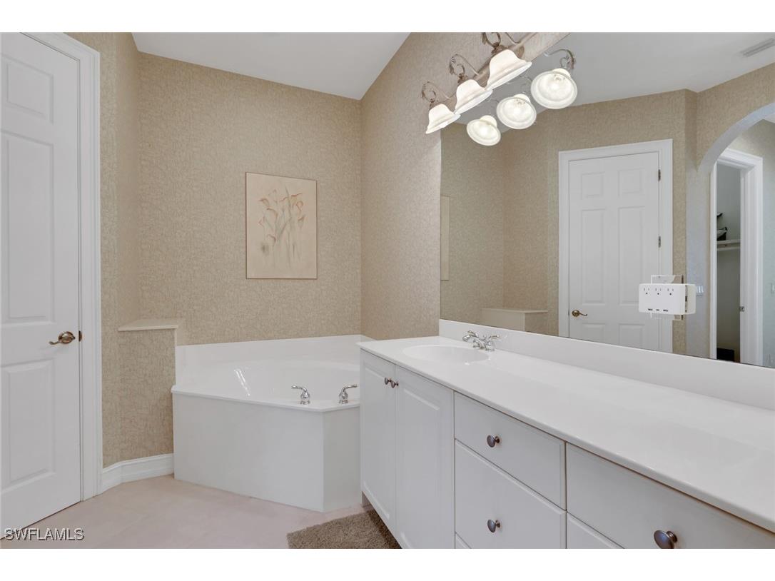 3134 Santorini Court Naples FL 34119 225081090 image18