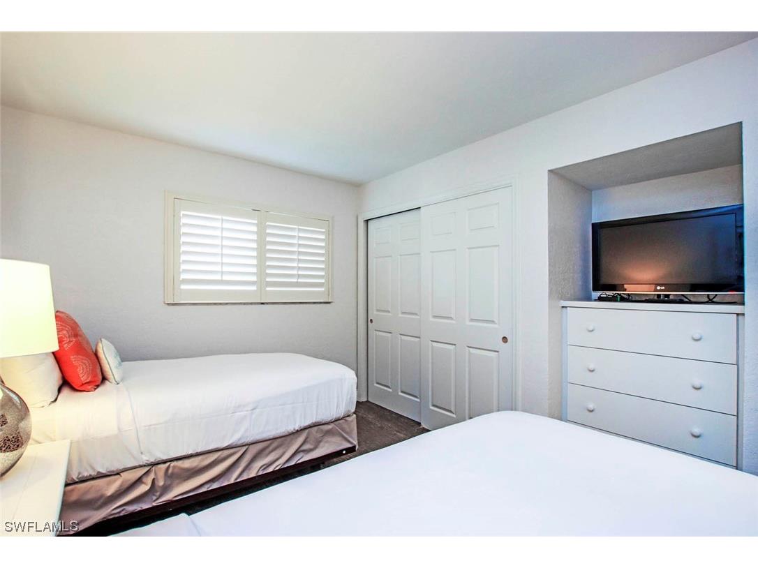 3134 Tennis Villas Captiva FL 33924 223076501 image17