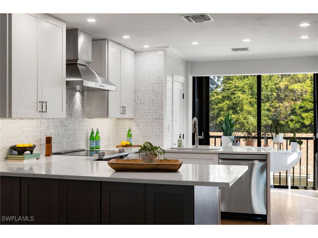 3135 Riviera Drive #B205 Naples FL 34103 225081672 image7