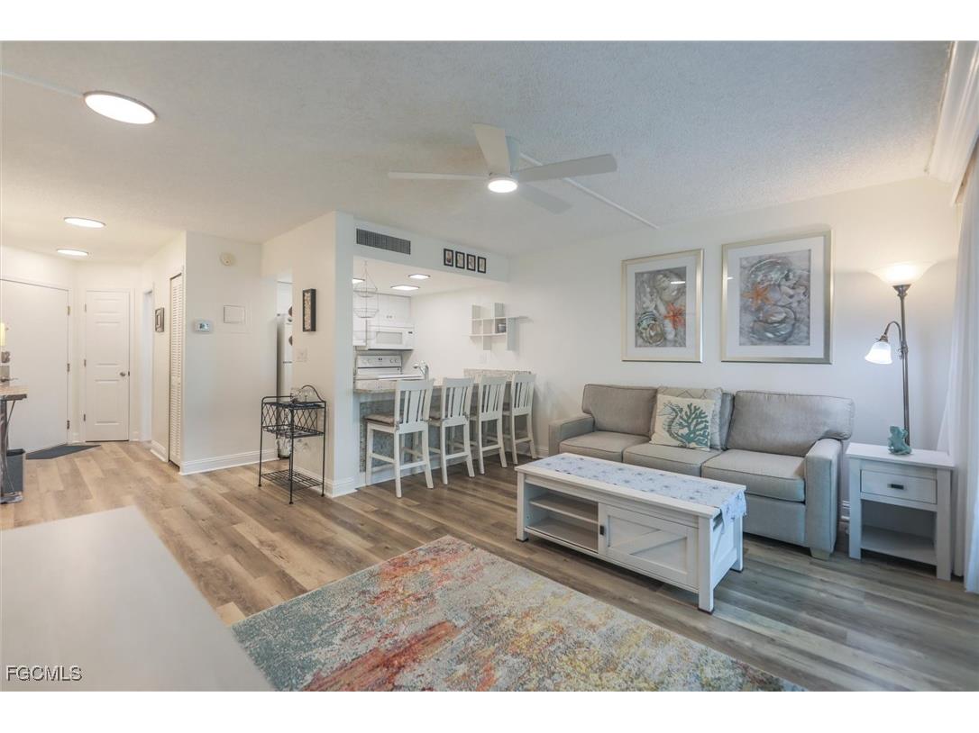 3135 Tennis Villas Captiva FL 33924 2025016460 image14