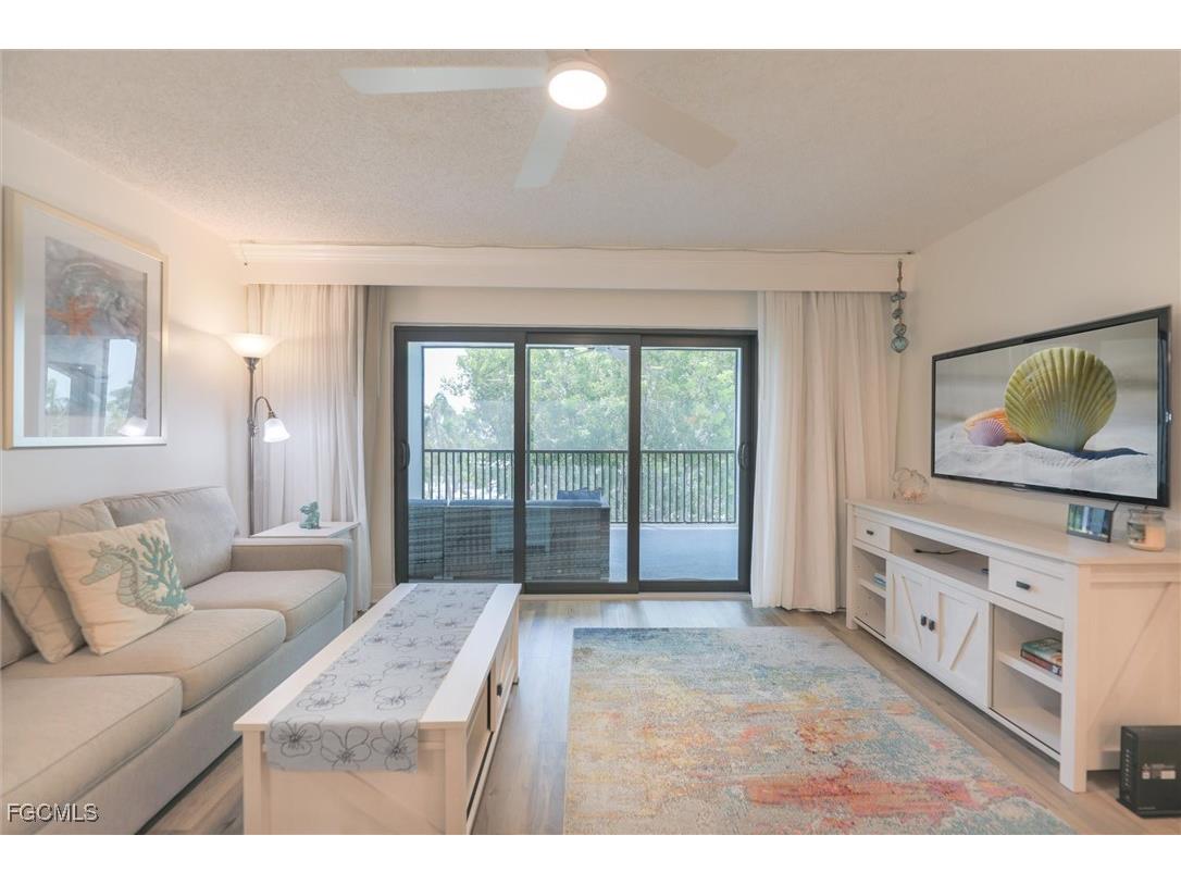 3135 Tennis Villas Captiva FL 33924 2025016460 image18