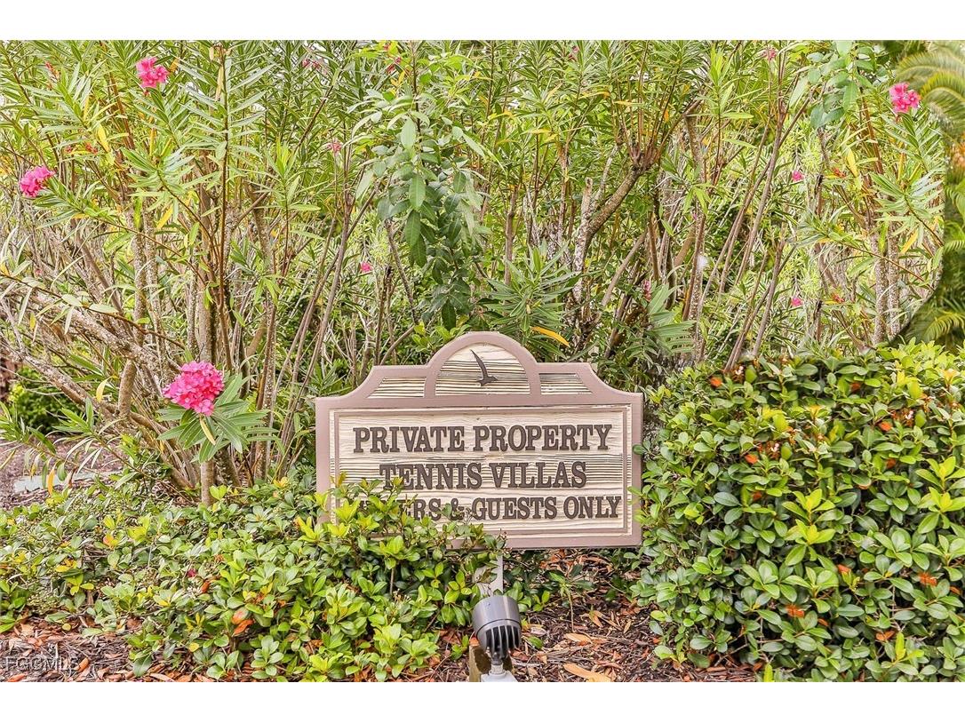 3135 Tennis Villas Captiva FL 33924 2025016460 image2