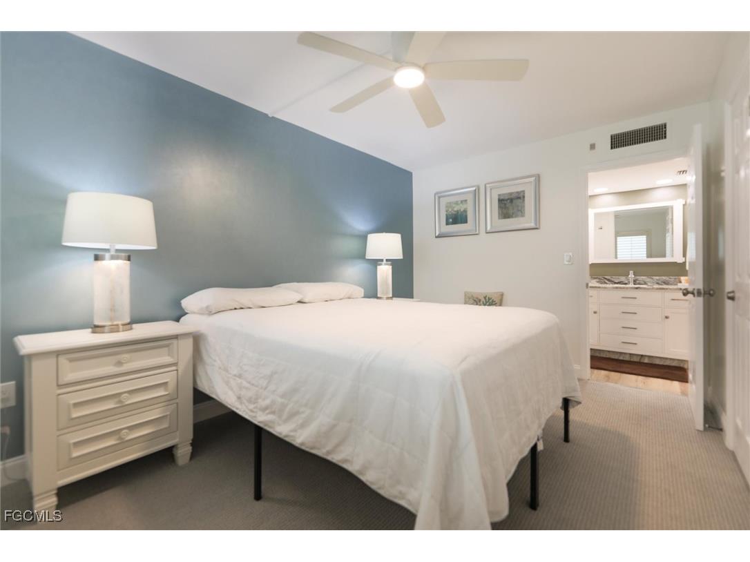 3135 Tennis Villas Captiva FL 33924 2025016460 image21