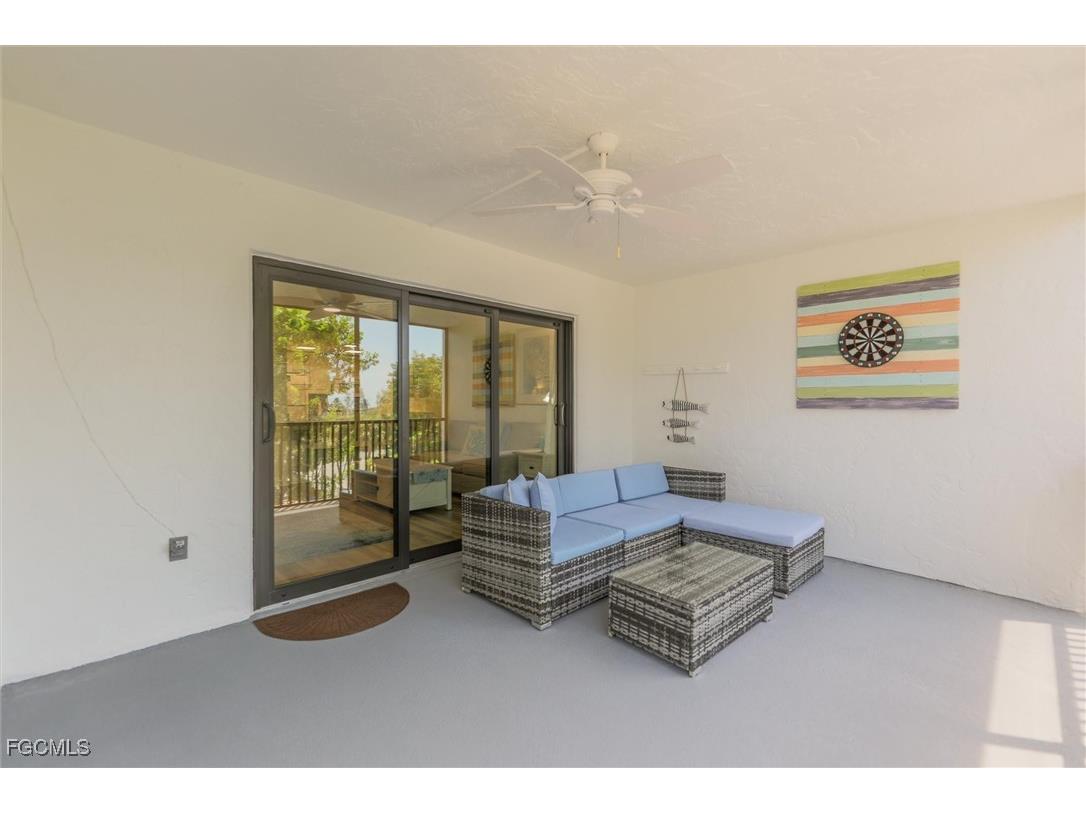 3135 Tennis Villas Captiva FL 33924 2025016460 image27