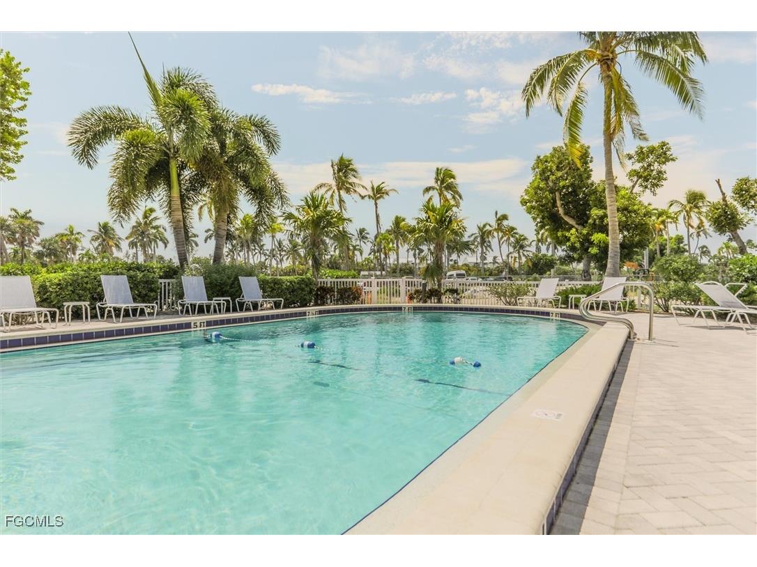 3135 Tennis Villas Captiva FL 33924 2025016460 image31