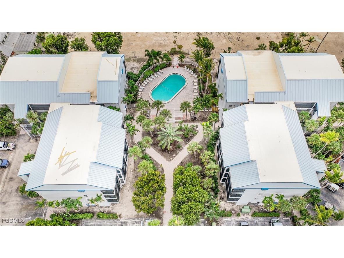 3135 Tennis Villas Captiva FL 33924 2025016460 image33