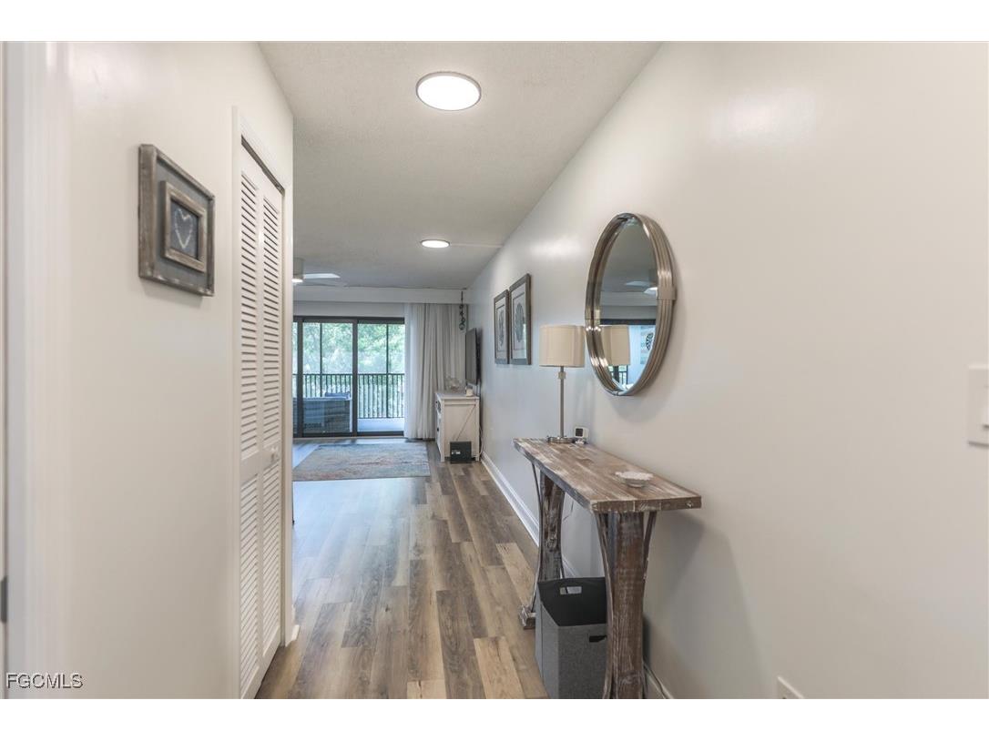 3135 Tennis Villas Captiva FL 33924 2025016460 image5