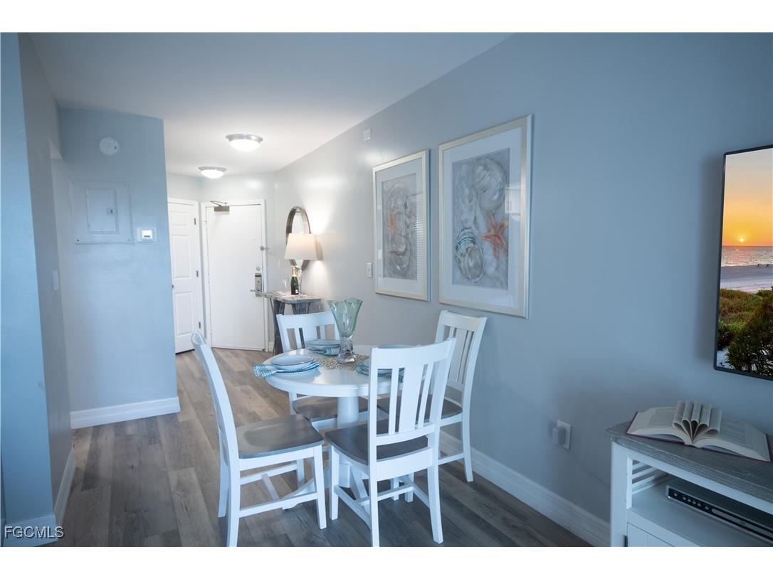 3136 Tennis Villas Captiva FL 33924 2026001551 image8