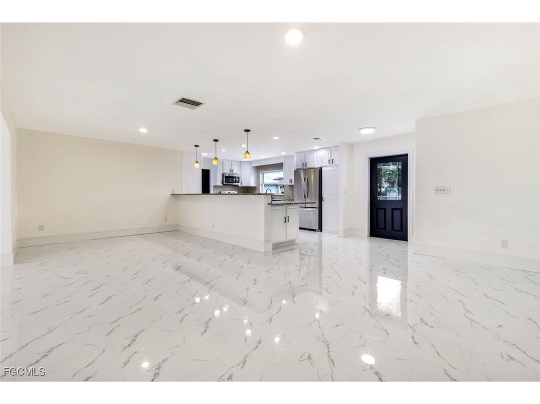 3137 SE 22nd Avenue Cape Coral FL 33904 2025019936 image4