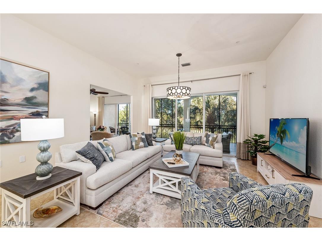 3138 Aviamar Circle #203 Naples FL 34114 223072706 image1