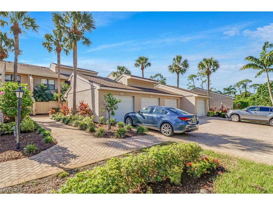 314 Foxtail Court #3-314 Naples FL 34104 223080102 image1