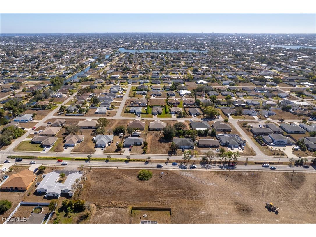 314 Hancock Bridge Parkway Cape Coral FL 33990 2026003911 image11