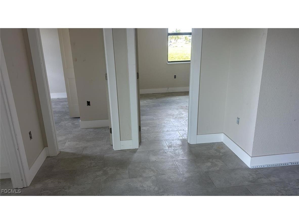314 NW 20th Terrace Cape Coral FL 33993 2025000669 image7