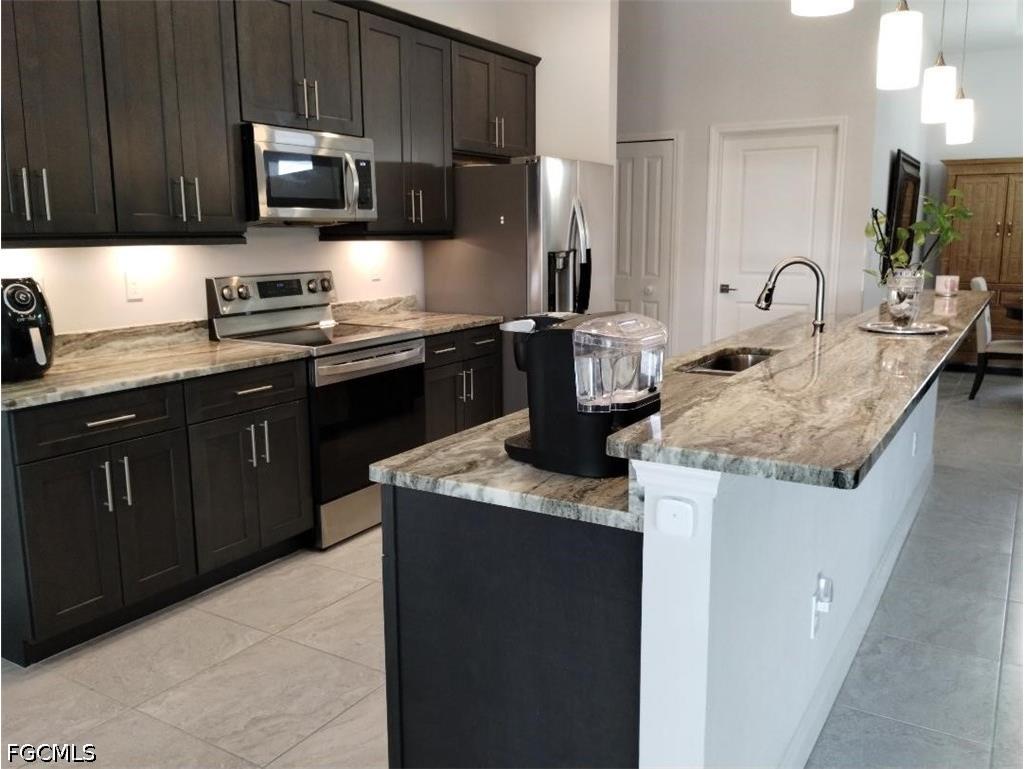 314 SE 15th Terrace Cape Coral FL 33990 2026020566 image7