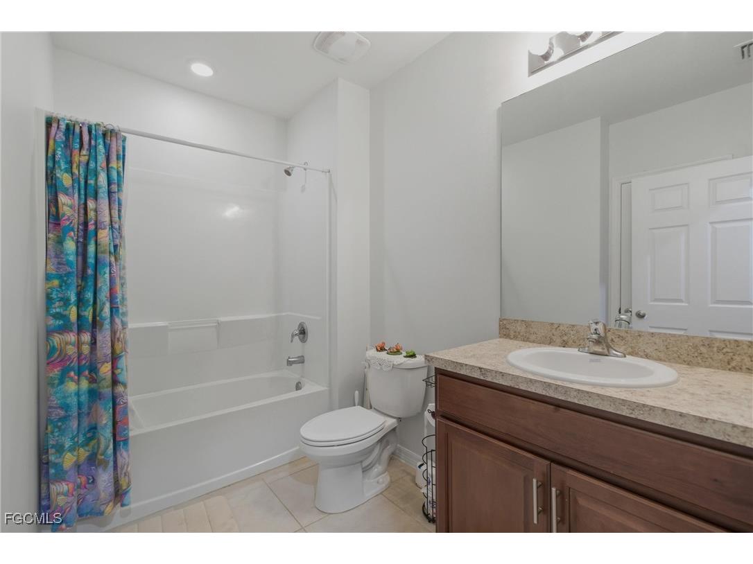 314 SE Van Loon Terrace Cape Coral FL 33990 2025016123 image17