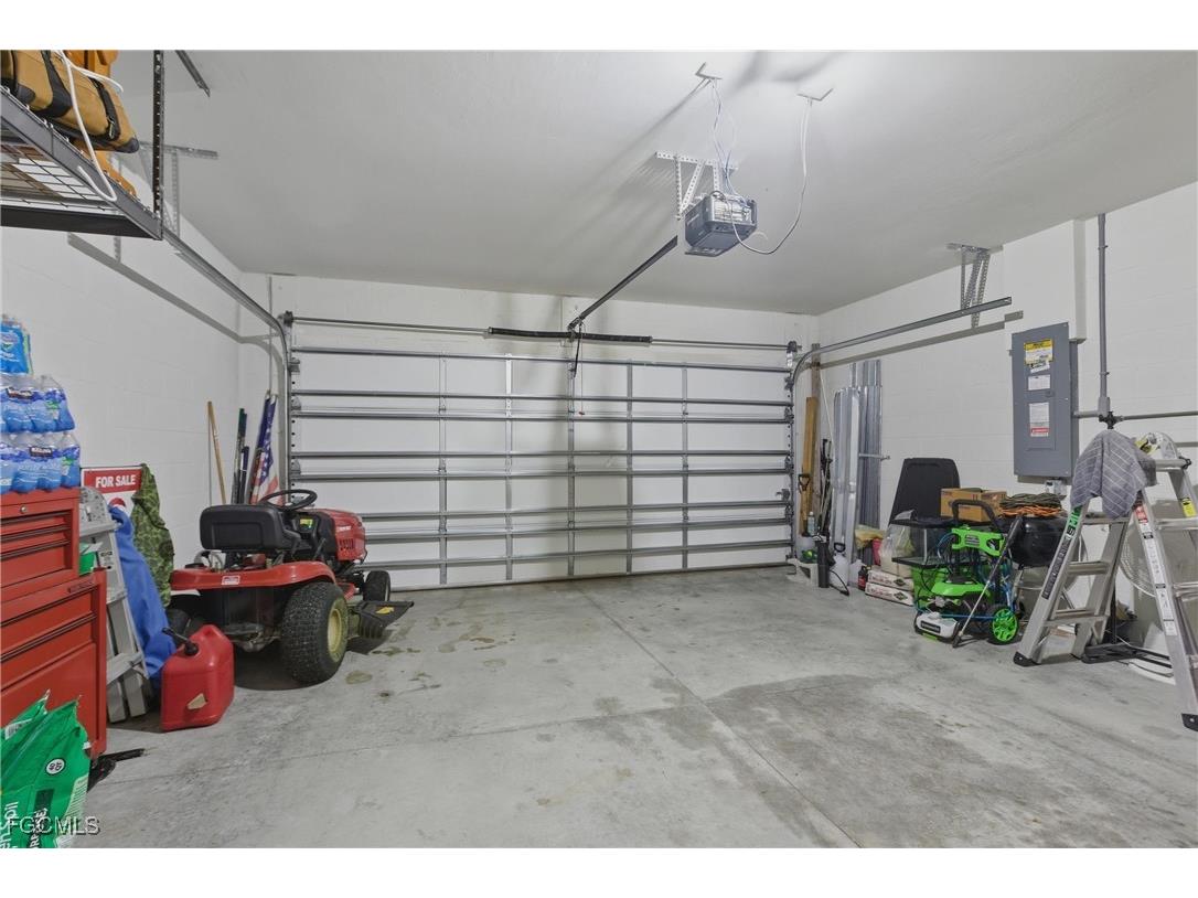 314 SE Van Loon Terrace Cape Coral FL 33990 2025016123 image20