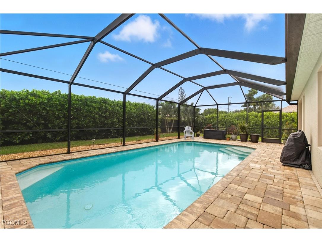 314 SE Van Loon Terrace Cape Coral FL 33990 2025016123 image23