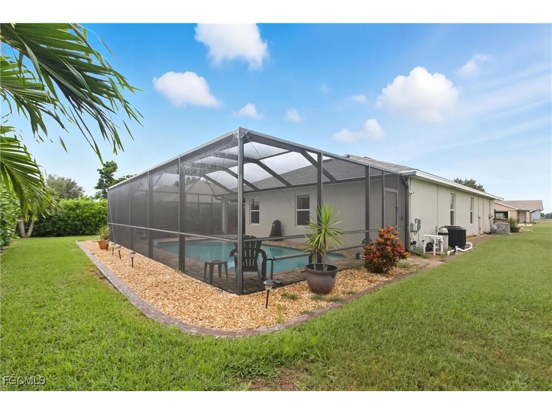 314 SE Van Loon Terrace Cape Coral FL 33990 2025016123 image26
