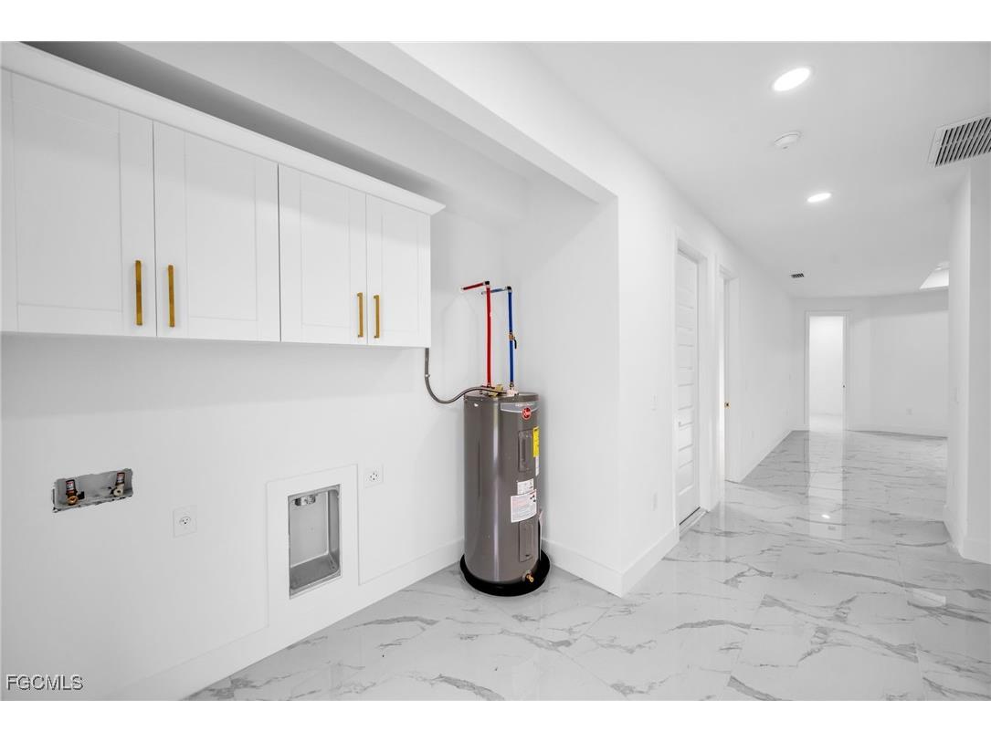 314 Urbana Street Lehigh Acres FL 33972 2025024138 image4